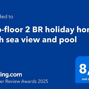 Top-floor 2 Bedroom With Sea View And Pool Apartment
